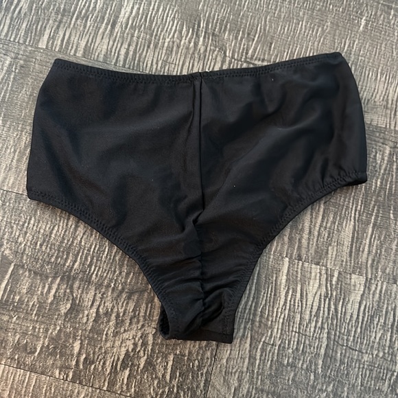 Dance Shorts Raves - Picture 3 of 4